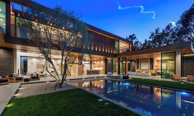 Beverly Hills House | Oak Pass Manor: Indoor-Outdoor Luxury with Pool, Sauna & Panoramic Views