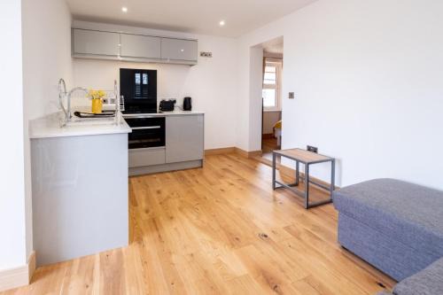 Pettistree Apartment | Oak - Three Tuns Apartments, Pettistree, Wickham Market - by Aldeburgh Coastal Cottages