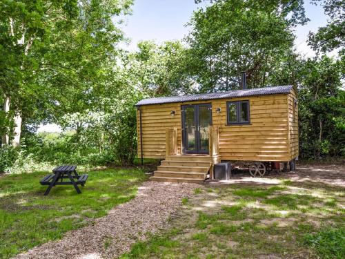 Irstead House | Oak - Ukc4846