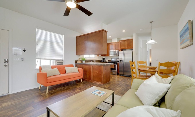 Oak View House | Oak View Home w/Private Covered Patio!