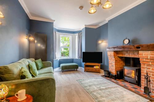 Fakenham House | Oak View - Norfolk