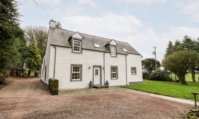 Bankend Cottage | OAKBANK, family friendly, country holiday cottage in Annan