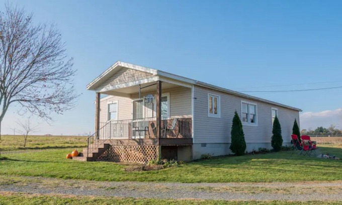 Cedarhurst House | Oakbend Cottage | 2 Bed, 1 Bath
