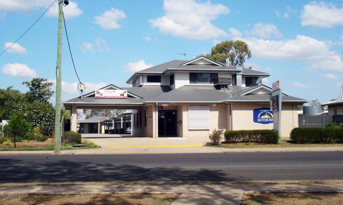Oakey Hotel | Oakey Motor Inn
