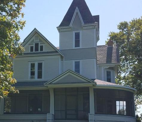 Menomonie Bed & Breakfast | Oaklawn Inn