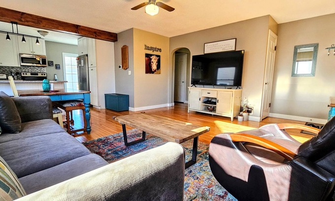 Rochester House | ☆Oakley's Oasis, a Dharma Dwellings Designed Home☆