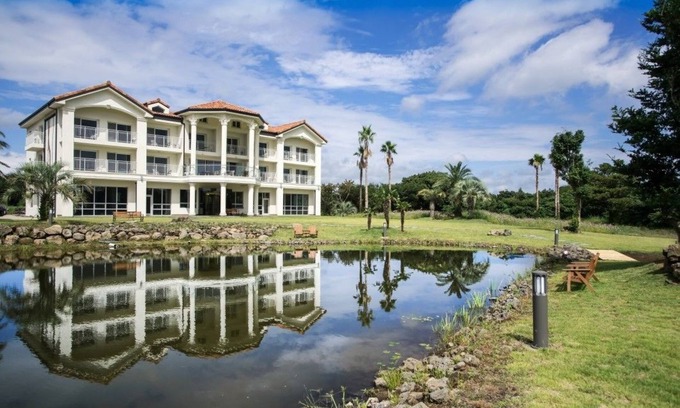 Pyoseon Condo | Oakra Resort
