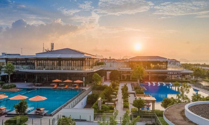Bai Chay Villa | Oakwood Ha Long