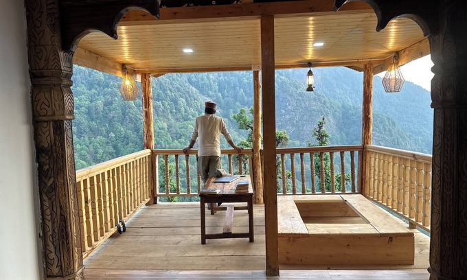 Kharsali Hotel | Oakwood Homestay