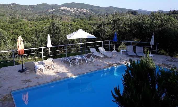 Giannades Resort | Oase in Olve grove 11000 sq on Corfu trail, Privatpool, near to sea