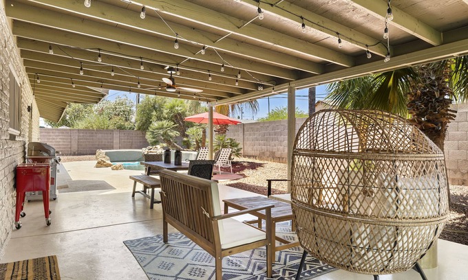Paradise Valley Village House | Oasis Abode Phoenix 4B3B with Pool and Mini Golf