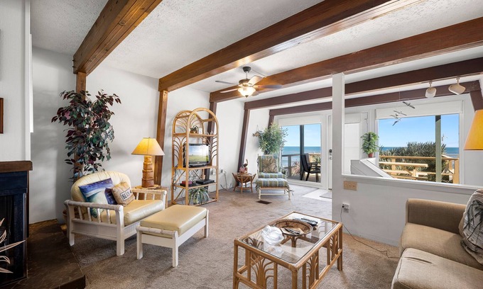 Painters Hill House | Oasis Beach House