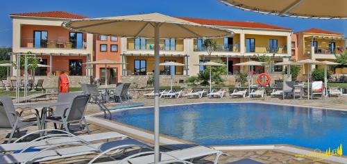 Chiliadou Apartment | Oasis by the Sea