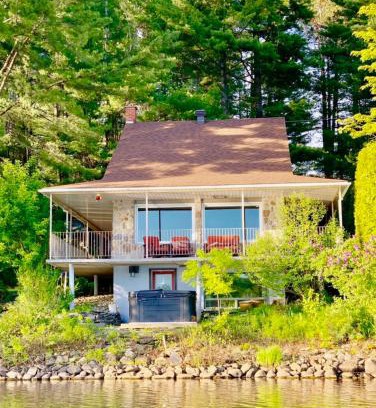 Stoke Ski Chalet | Oasis