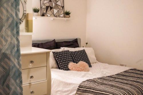 Spencers Wood House | Oasis Haven King room