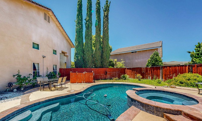 Lake Elsinore House | Oasis in Tuscany Hills | House in Lake Elsinore with a private pool & a hot tub