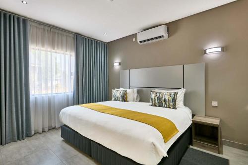 Tlokweng Hotel | Oasis Motel