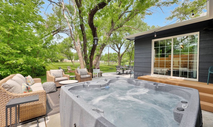 Greenwich House | Oasis, new spa, indoor-outdoor dream