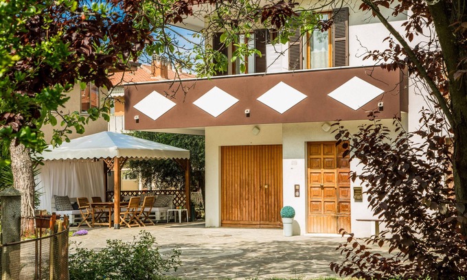 Marotta Apartment | oasis of relaxation not far from the sea, parking in the inner courtyard.