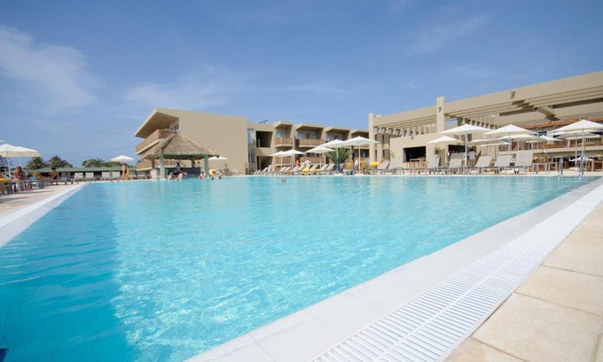 Santa Maria Resort | Oasis Salinas Sea