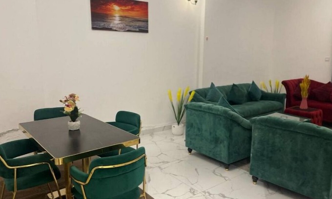 Free Zone Apartment | Oasis tower family apartment 2302