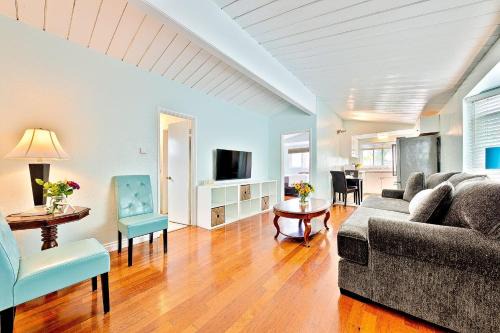 Ocean Beach House | OB Pier 3