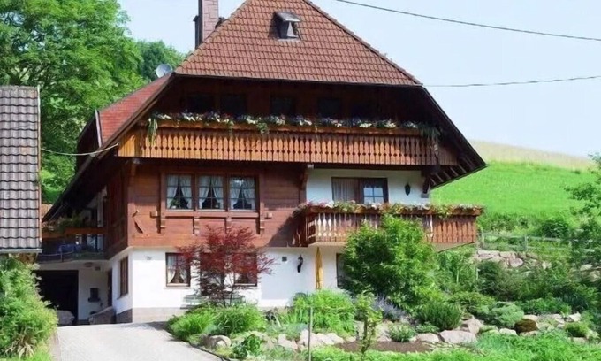 Gutach Condo | Oberbauernhof - Apartment "Am Garten" | Lovely apartment in a beautiful Black Forest house