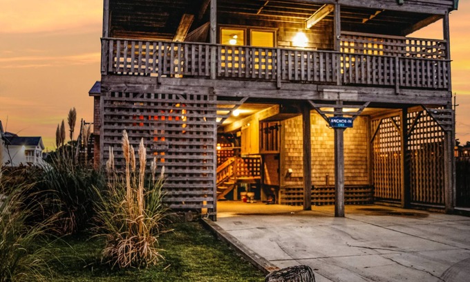Rodanthe House | OBX Family Getaway Gem - Walk to beach - Private Pool, Hot Tub & Laser Tag