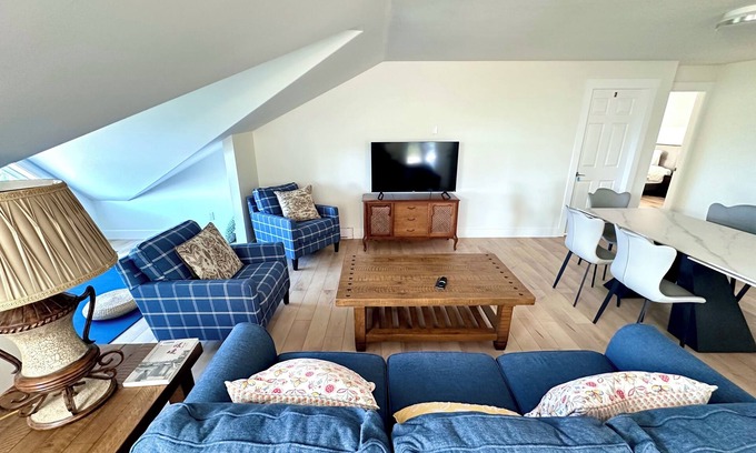 Regional District of Nanaimo Cottage | Ocean and Mountain View Home in Nanoose Bay