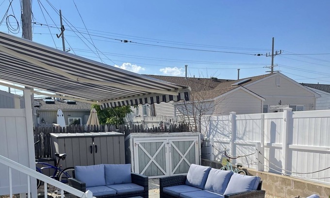 Lavallette House | Ocean Block Beach Bungalow