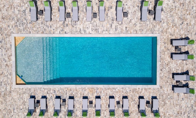 Whitby Hotel | Ocean Breeze Resort