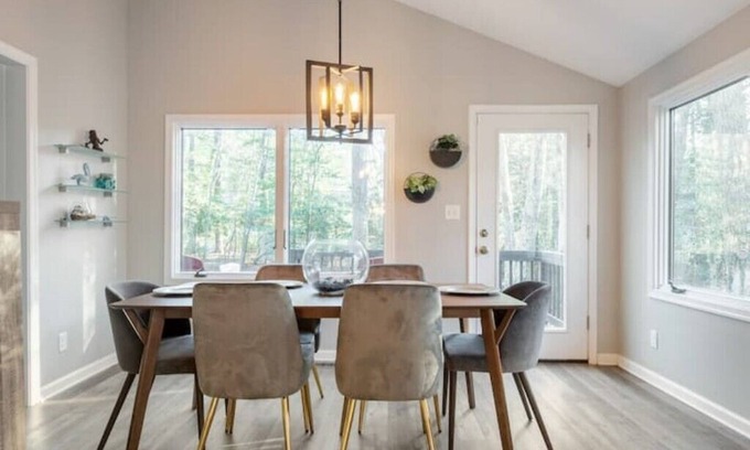 Ocean Pines House | Ocean City Gateway: Modern 4BR/2.5BA home, dog friendly