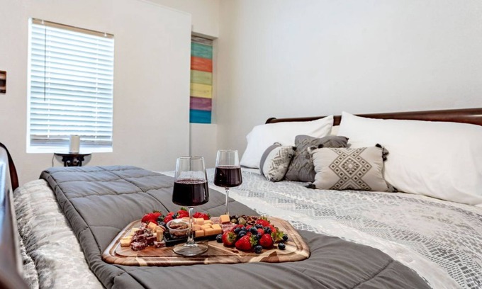 Woodway Apartment | Ocean Dreams