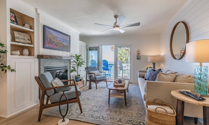 Saint Helena Island Villa | Ocean Front 3 Bedroom Villa, 4 seat golf cart included - 650 Newhaven