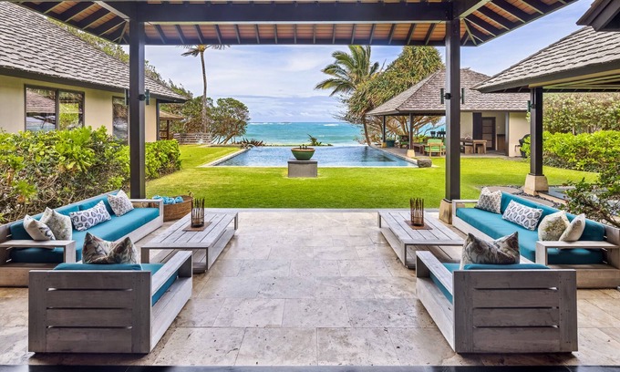 Kahuku Villa | Ocean front Bali Villa w/infinity pool to die for! 30 Day Rental - Pls Inquire