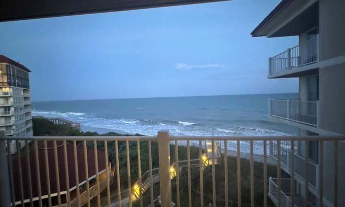 McCutcheon Field Condo | OCEAN FRONT 2-bedroom condo in North Topsail Beach