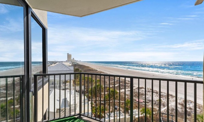 Panama City Beach Apartment | Ocean Front Views & Open Kitchen - Sunbird 603E