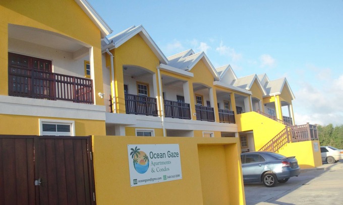 Inch Marlowe Apartment | Ocean Gaze - Luxury 1 Bedroom Apartment