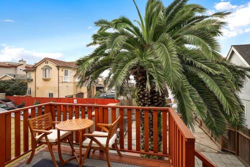 Sharp Park Apartment | Ocean glimpse from the patio
