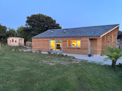 Mabe Ski Chalet | Ocean Heart Studio- Luxury, Rural Retreat