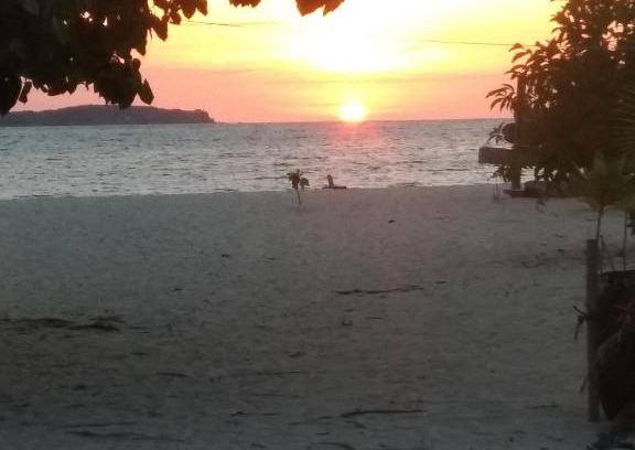 South Sulawesi Bed & Breakfast | Ocean holiday