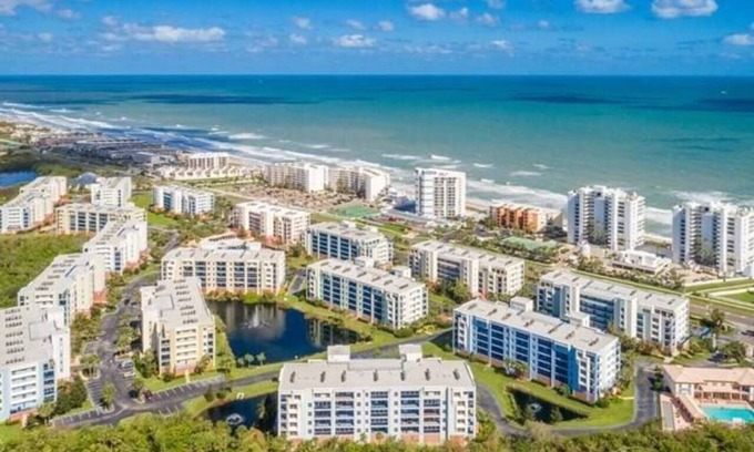 New Smyrna Beach Apartment | Ocean Oasis