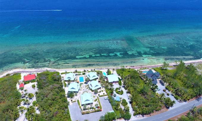 North Side Resort | Ocean Paradise