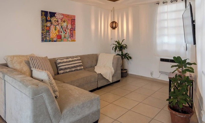 Ocean Park Condo | Ocean Park Sea-Cret by Stay Here PR