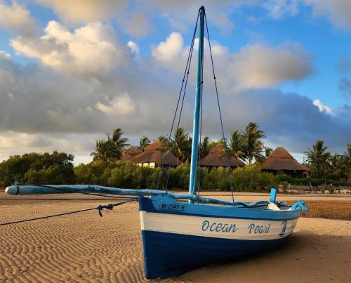 Vilanculos Cabin | Ocean Pearl Beach Lodge