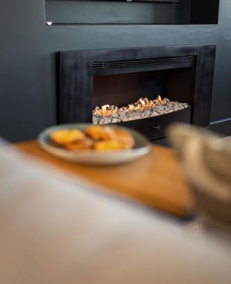 Hermanus City-Centre Apartment | Ocean Penthouse Apartment, Hermanus Waterfront