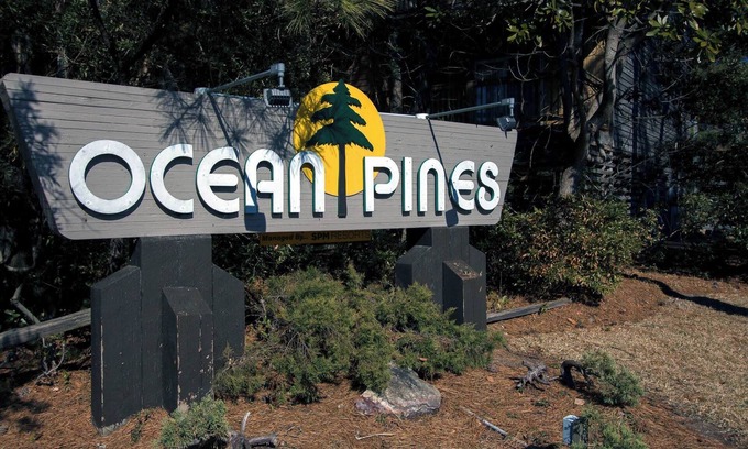 Duck Condo | Ocean Pines - 2BR/2BA - Direct Oceanfront Condo!