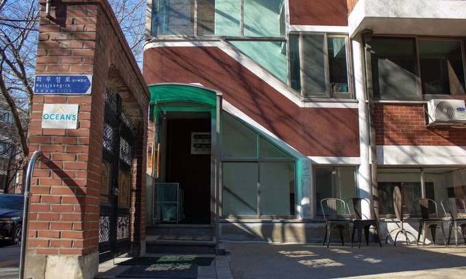 Hapjeong-dong House | Ocean's Guesthouse - foreigners only