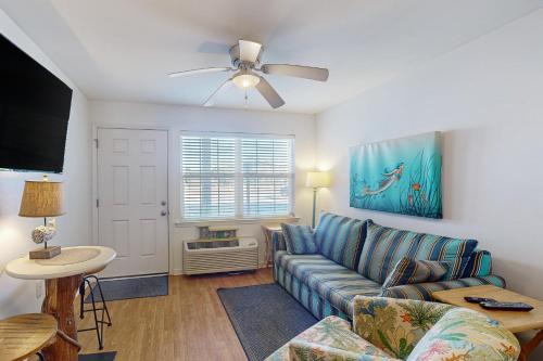 Atlantic Beach Apartment | Ocean Sands 136