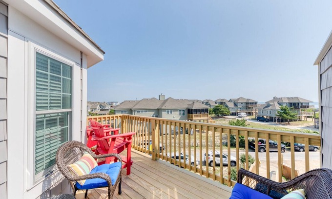 Duck Condo | Ocean & sunrise views from your private balcony, just 250' from the beach!